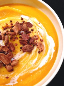 Soupe panais carotte patate douce cacahuète