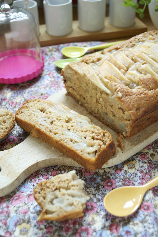 Gâteau de base vegan végétalien aux poires