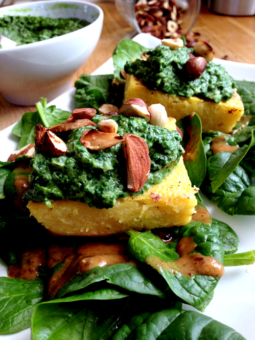 Polenta crémeux de fanes de navets vegan végétalien