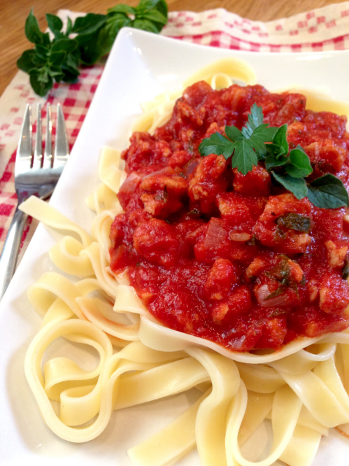 Tagliatelles à la bolognaise vegan végétale